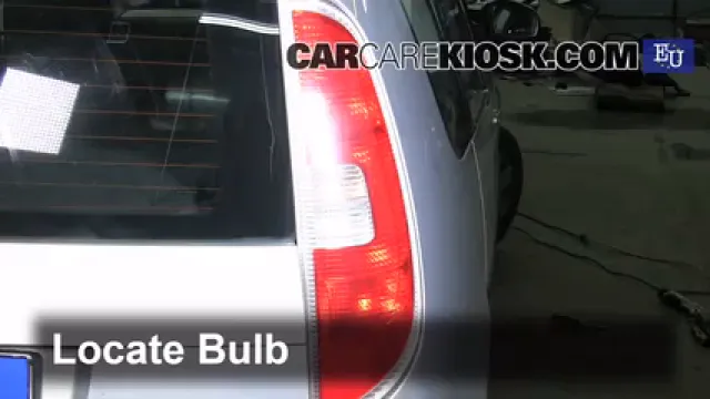 2007 Skoda Roomster HTP 1.2L 3 Cyl. Luces Luz de giro trasera (reemplazar foco)